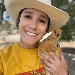 Meet your Posher, Catie